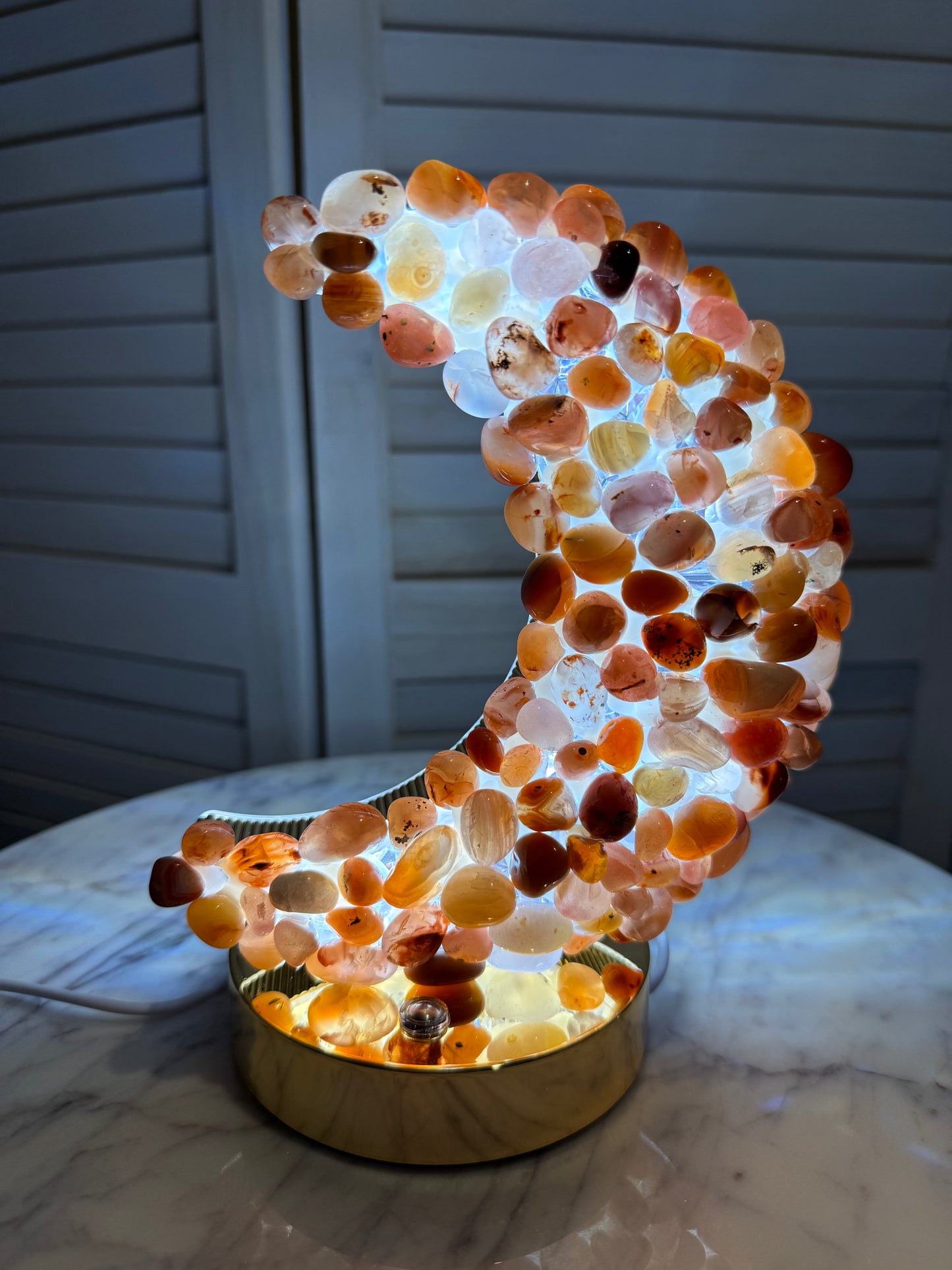 Carnelian Crescent Moon Lamp