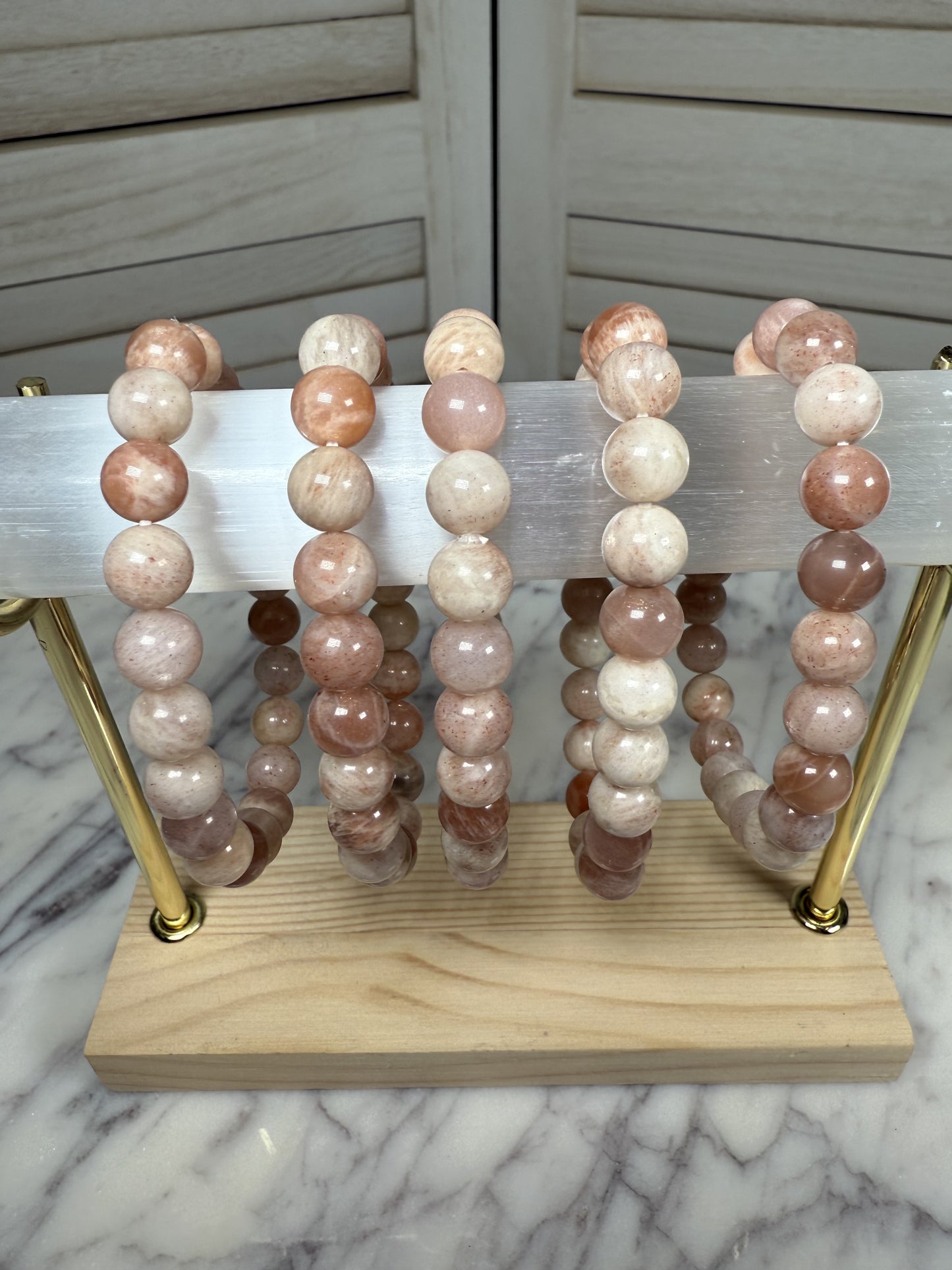 8mm Flower Agate Bracelet