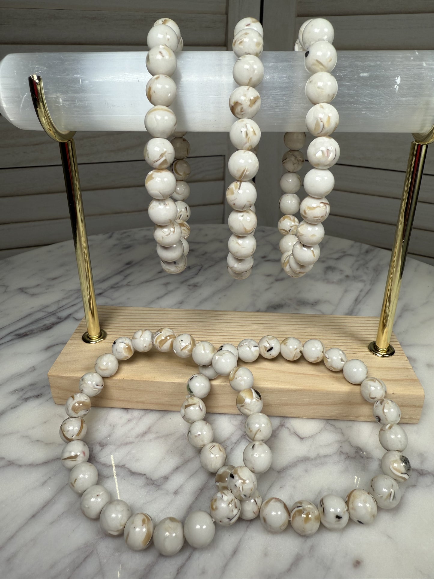 8mm Mother of Pearl Bracelet