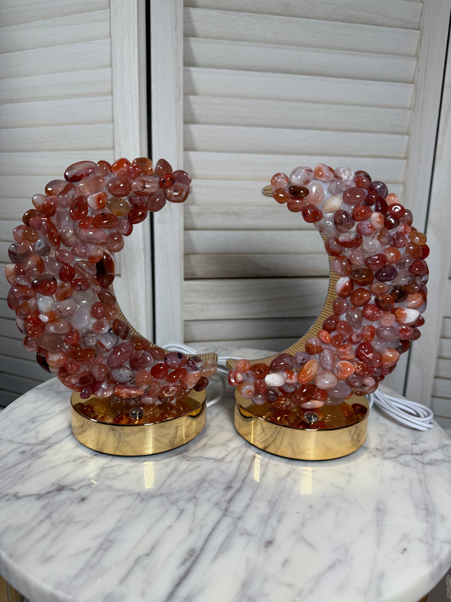 Carnelian Crescent Moon Lamp