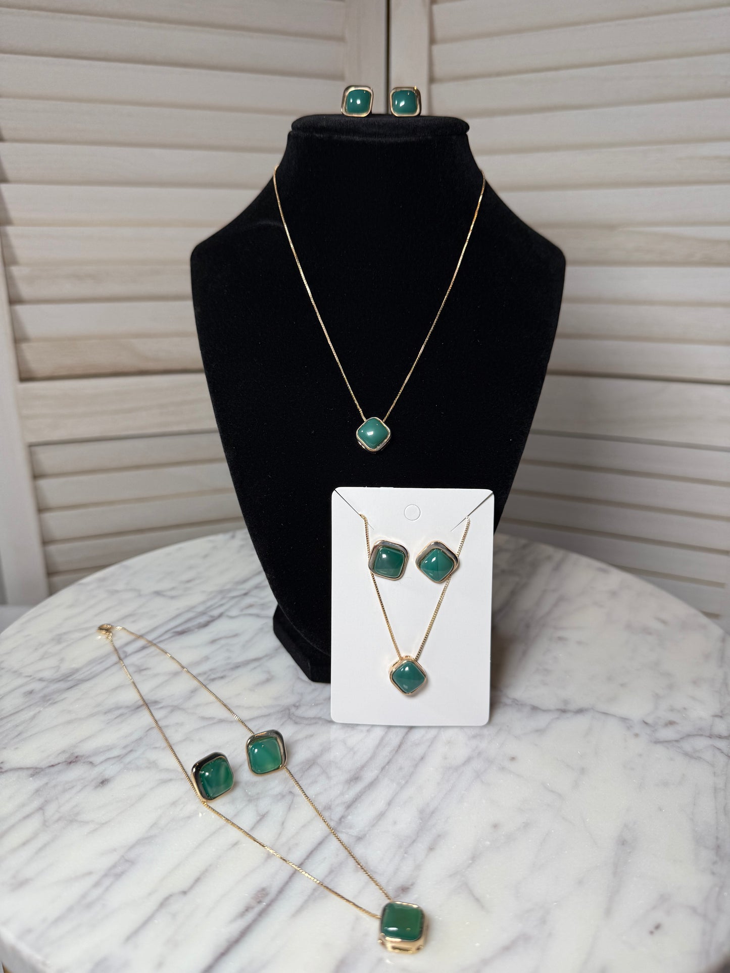 Green Aventurine Earrings and Necklace Set