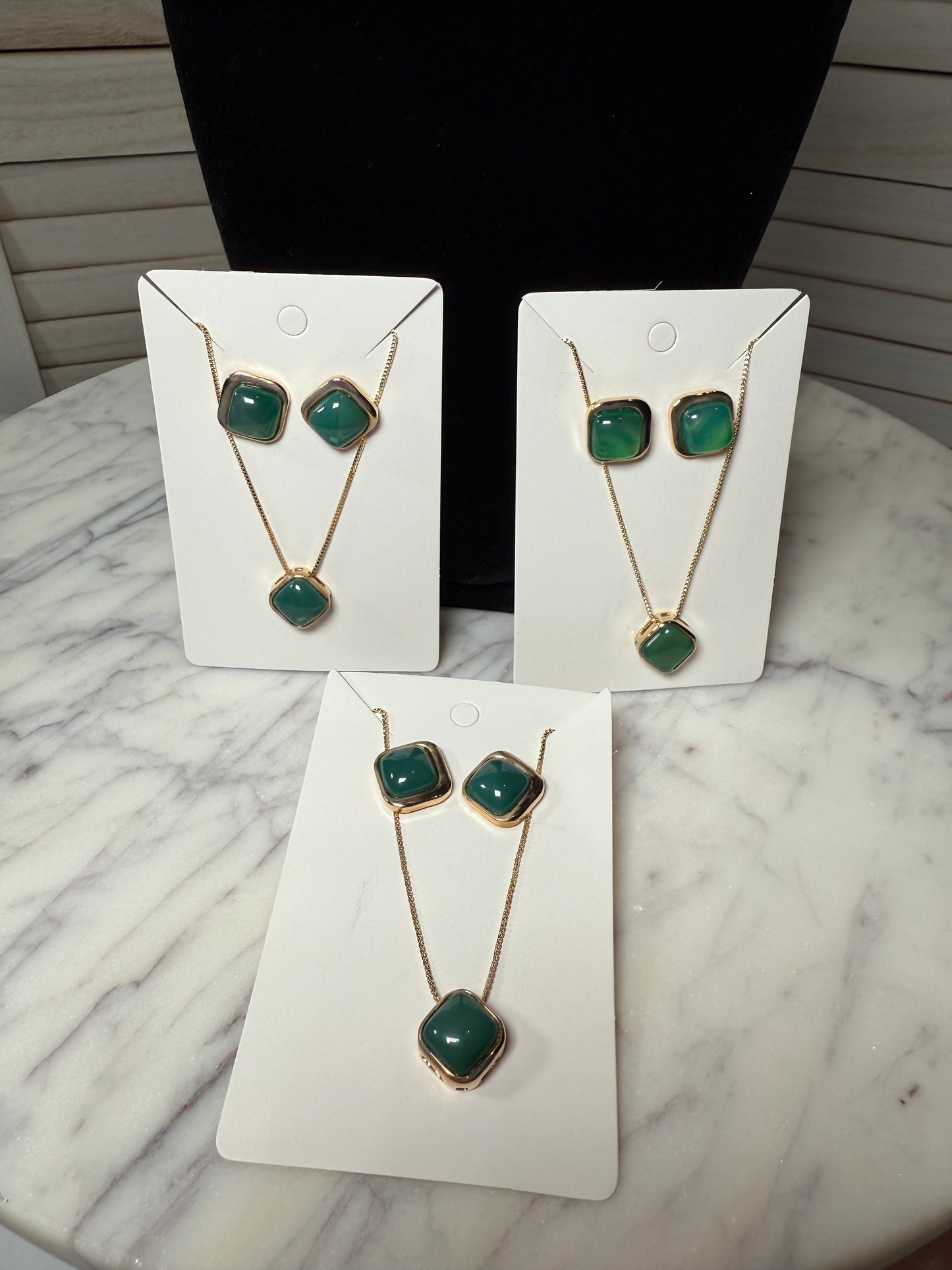 Green Aventurine Earrings and Necklace Set