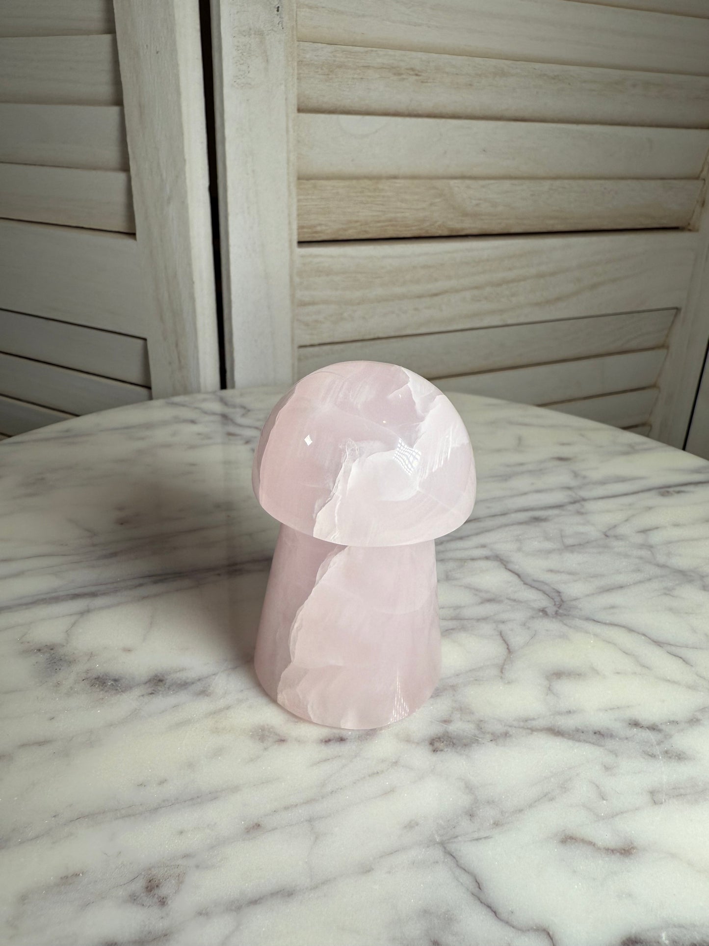 Mangano Calcite Mushroom