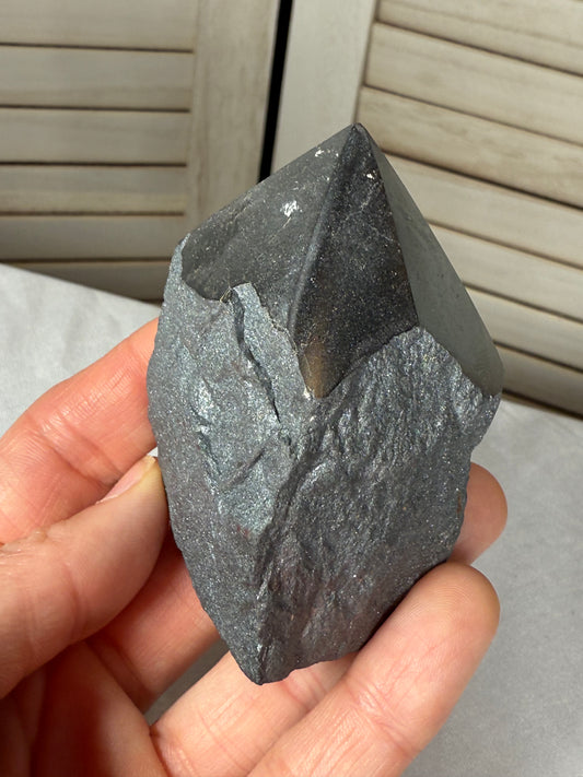 Hematite Top Polish Point