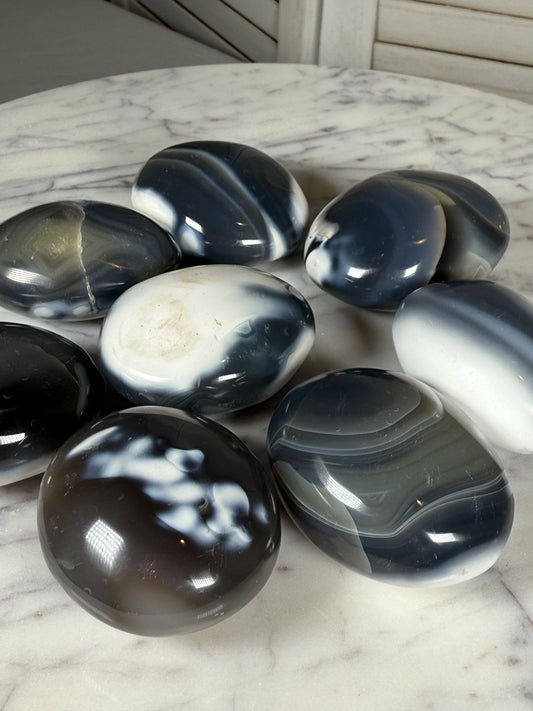 Orca Agate Palm Stone