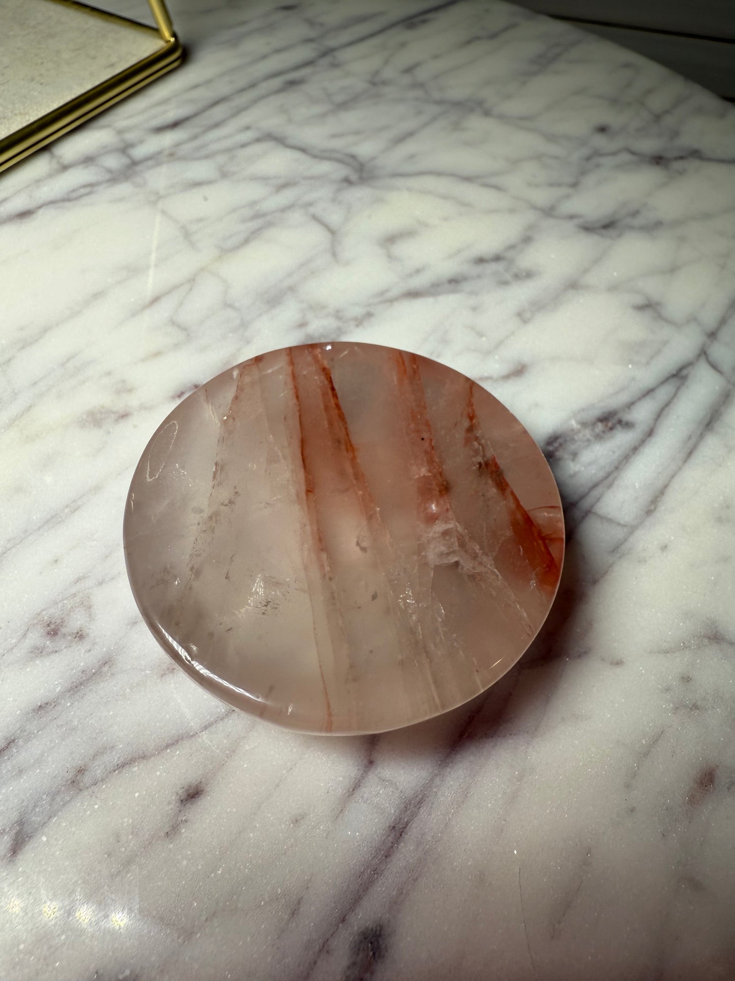 Red Quartz Small Dish / Sphere Holder