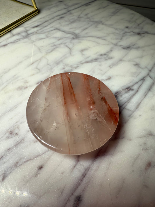 Red Quartz Small Dish / Sphere Holder